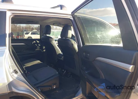 2016 Toyota Highlander Le Plus V6 from USA, damaged, VIN 5TDBKRFH2GS231817